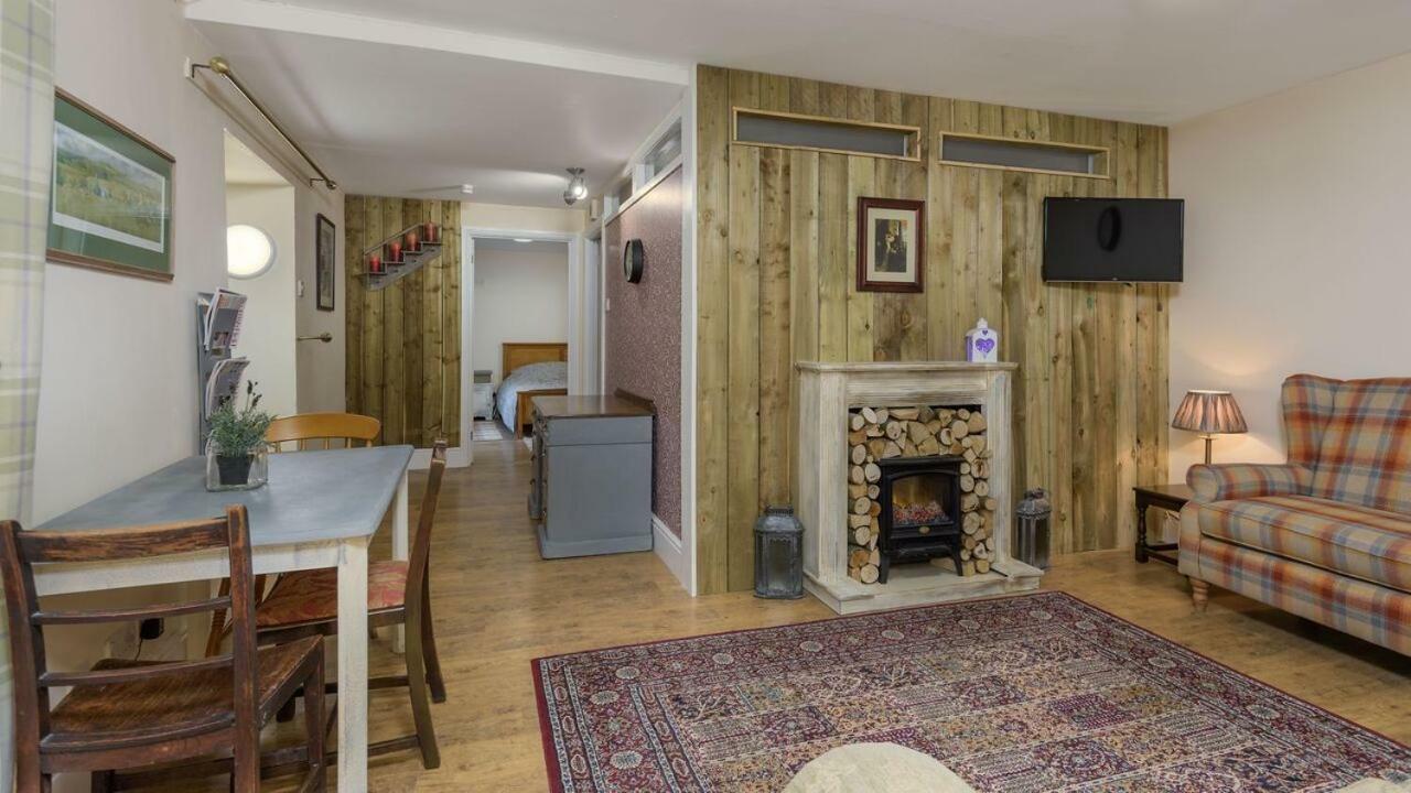 Poppy'S Place Cupar Eksteriør billede