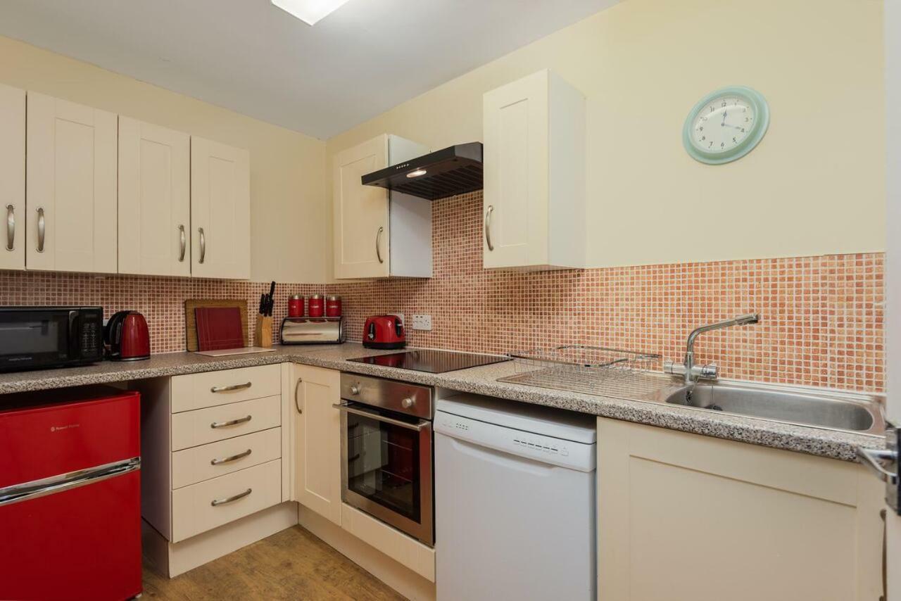 Poppy'S Place Cupar Eksteriør billede
